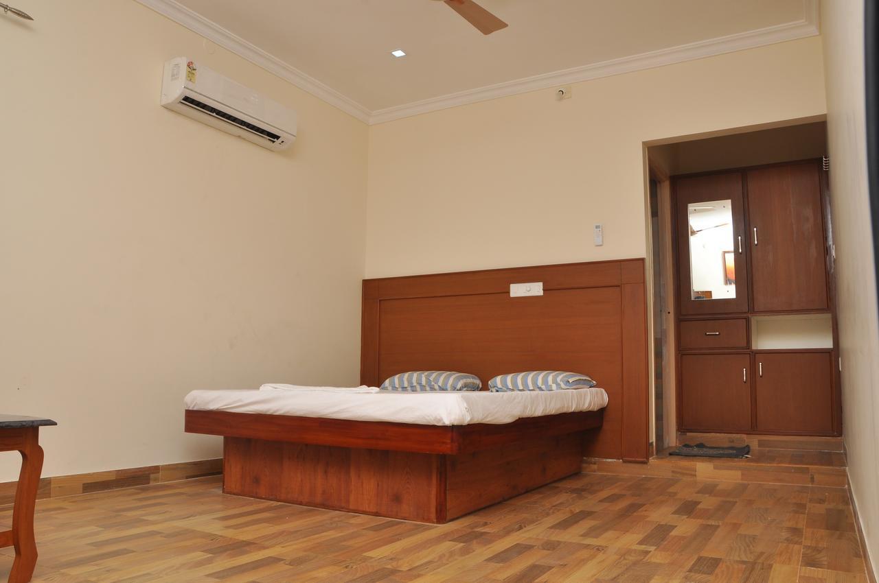 Altis Lodge Erode Zewnętrze zdjęcie